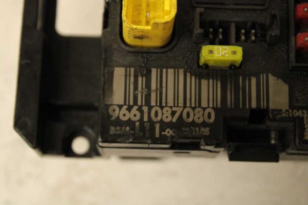 BOITIER ELECTRONIQUE CITROEN / PEUGEOT BSM-L11-00 - Vue 2